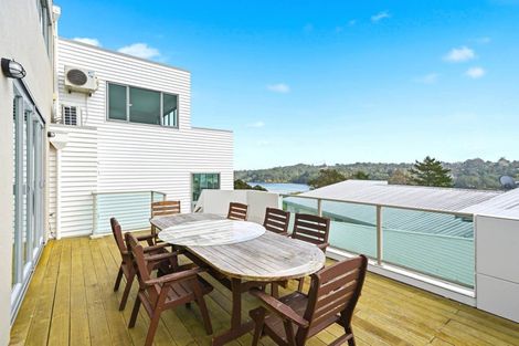 Photo of property in 122 Kittiwake Drive, Schnapper Rock, Auckland, 0632