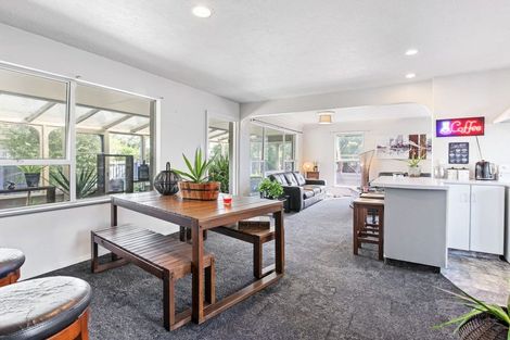 Photo of property in 25 Heathglen Avenue, Parklands, Christchurch, 8083