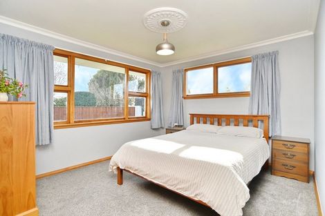 Photo of property in 6 Fairmont Place, Hornby, Christchurch, 8042