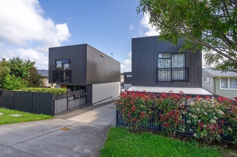 Photo of property in 7/60 Hepburn Road, Glendene, Auckland, 0602