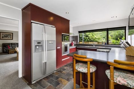 Photo of property in 5 Deveron Place, Tawa, Wellington, 5028