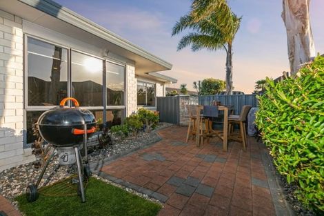 Photo of property in 51 Olympus Grove, Papamoa Beach, Papamoa, 3118