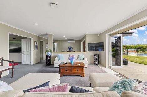 Photo of property in 503 Grasslands Drive, Cambridge, 3493