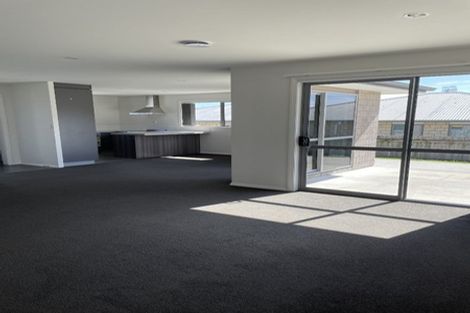 Photo of property in 40 Fairfax Crescent, Pyes Pa, Tauranga, 3112