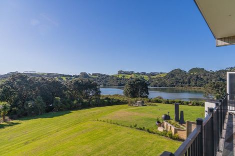 Photo of property in 17 Fred Harsant Drive, Cooks Beach, 3591