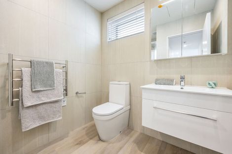 Photo of property in 206/168 Pilkington Road, Point England, Auckland, 1072