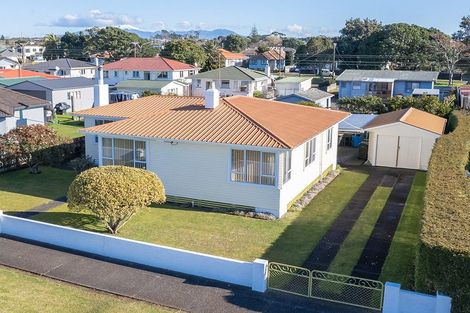 Photo of property in 83 Browne Street, Waitara, 4320
