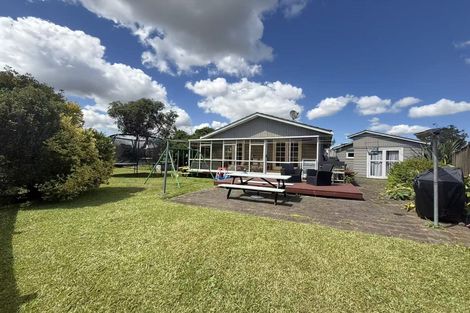 Photo of property in 12 Fiesta Drive, Half Moon Bay, Auckland, 2012
