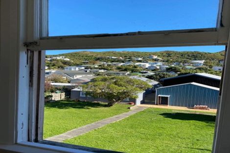 Photo of property in 1/50 Clyde Street, Island Bay, Wellington, 6023