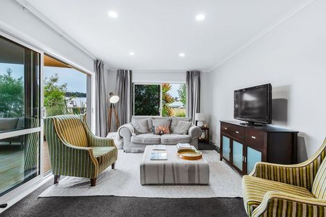 Photo of property in 4 John Norrie Place, Motuoapa, 3382