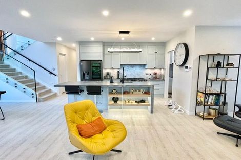 Photo of property in 10 Keel Street, Long Bay, Auckland, 0630