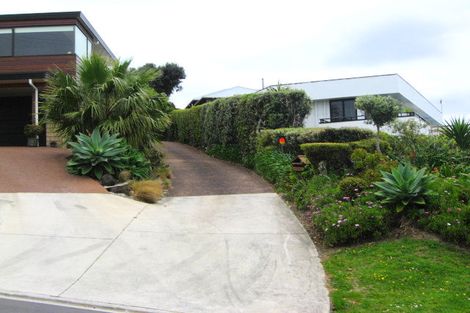Photo of property in 76 Shakespear Road, Army Bay, Whangaparaoa, 0930