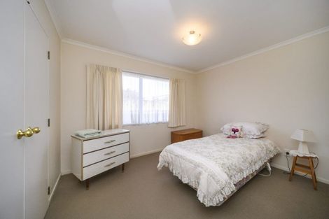 Photo of property in 9a Saint Pauls Court, Highbury, Palmerston North, 4412