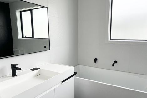 Photo of property in 3 Turbine Way, Hobsonville, Auckland, 0616