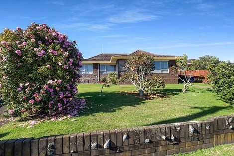 Photo of property in 1/20 Shakespeare Road, Milford, Auckland, 0620