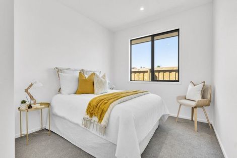 Photo of property in 37 Cunliffe Road, Redwood, Christchurch, 8051