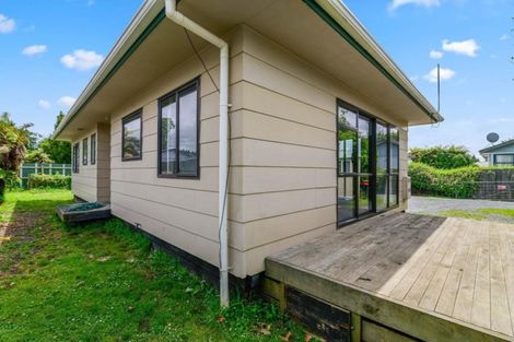Photo of property in 4a Hannah Road, Hannahs Bay, Rotorua, 3010