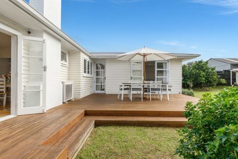 Photo of property in 66 Kingswood Road, Brookfield, Tauranga, 3110