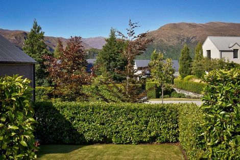 Photo of property in 15 Ayrburn Ridge, Arrowtown, Queenstown, 9371