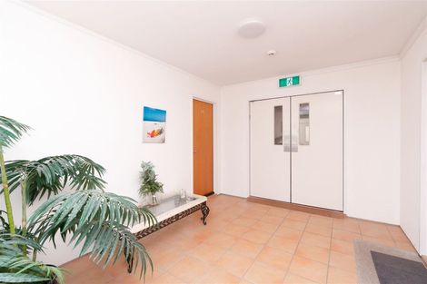 Photo of property in Ocean Apartments, 44-46 Marine Parade, Paraparaumu Beach, Paraparaumu, 5032