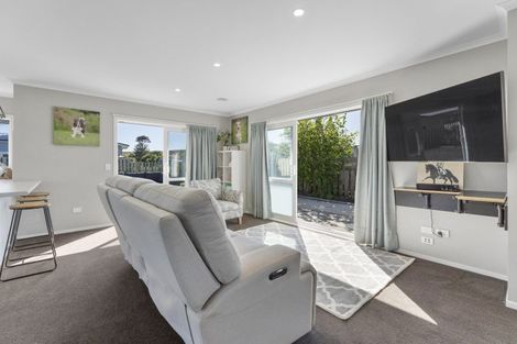 Photo of property in 4 Te Wiremu Lane, Otaki, 5512