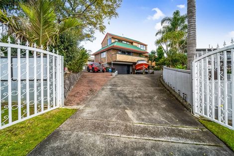 Photo of property in 7 Fairway Avenue, Red Beach, 0932