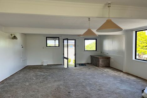 Photo of property in 2/3 Hall Road, Glenfield, Auckland, 0629