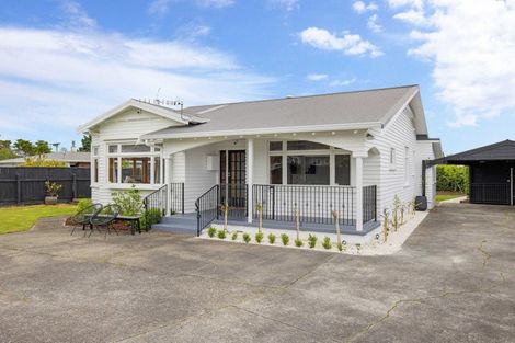 Photo of property in 2 Alma Place, Milson, Palmerston North, 4414