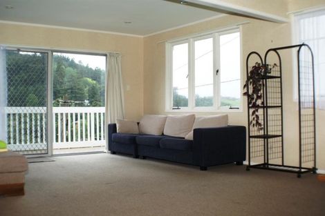 Photo of property in 6 Willow Place, Horahora, Whangarei, 0110