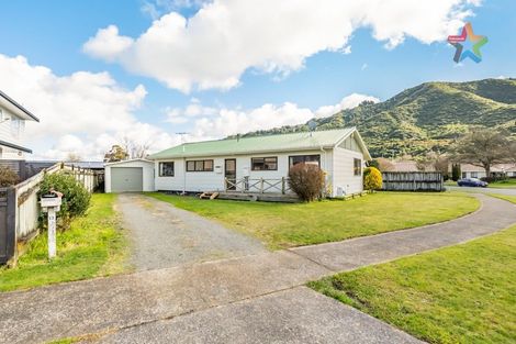 Photo of property in 13 Turon Crescent, Totara Park, Upper Hutt, 5018