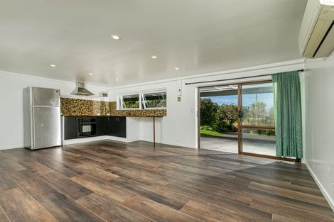 Photo of property in 44 Rewi Street, Torbay, Auckland, 0630