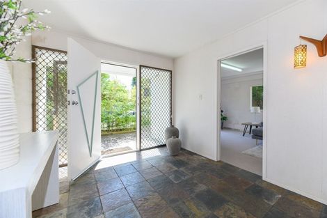 Photo of property in 15 Marywil Crescent, Hillcrest, Auckland, 0627
