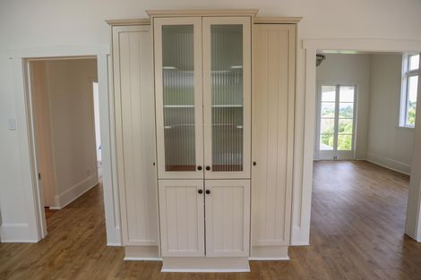 Photo of property in 204 Cape Rodney Road, Leigh, 0985