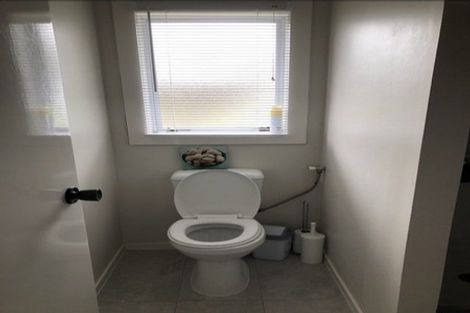 Photo of property in 61 Luton Avenue, Sunnyhills, Auckland, 2010