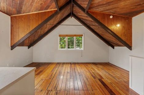 Photo of property in 209 Motutara Road, Muriwai, Waimauku, 0881