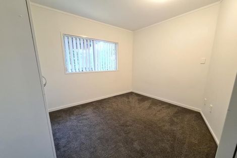 Photo of property in 10 Yarra Place, Botany Downs, Auckland, 2010