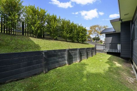 Photo of property in 7/1 Valley Road, Northcote, Auckland, 0626