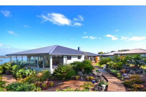 Photo of property in 47 Doves Bay Road, Kerikeri, 0294
