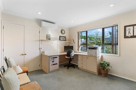 Photo of property in 2/37 Takutai Avenue, Half Moon Bay, Auckland, 2012