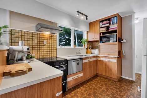 Photo of property in 17d Manu Crescent, Upper Vogeltown, New Plymouth, 4310