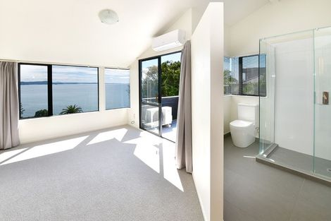 Photo of property in 17a Duncansby Road, Stanmore Bay, Whangaparaoa, 0932