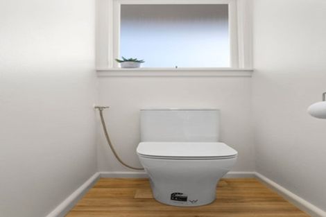 Photo of property in 11 Waratah Street, Avondale, Christchurch, 8061