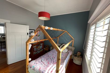 Photo of property in 24 Amaru Road, One Tree Hill, Auckland, 1061