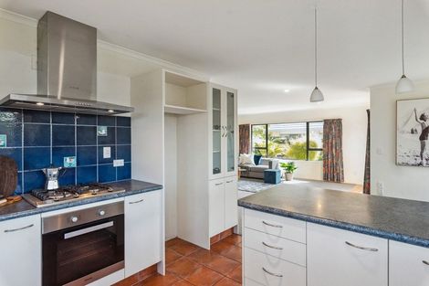 Photo of property in 149 Realm Drive, Paraparaumu, 5032