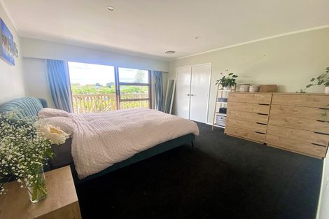 Photo of property in 7 Sealand Place, Mangere Bridge, Auckland, 2022