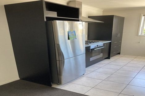 Photo of property in 3c Scotland Place, Hillcrest, Hamilton, 3216