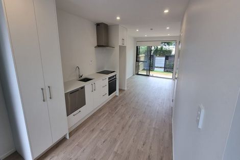 Photo of property in 3/168 Rosebank Road, Avondale, Auckland, 1026