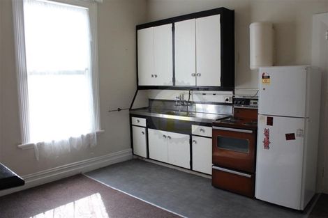 Photo of property in 1 Phillips Street, Kensington, Dunedin, 9011