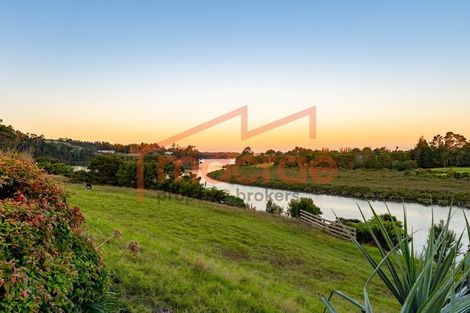 Photo of property in 111 Riverland Road, Kumeu, 0892