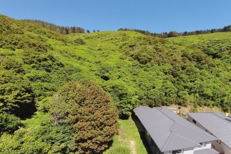 Photo of property in 60 Peterhouse Street, Tawa, Wellington, 5028